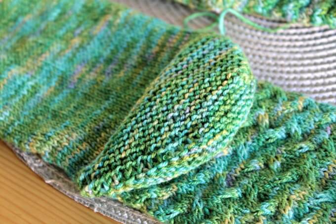 Wave Cable Socks Pattern Review ~ Knit Both at the Same Time! ~ Life Beyond the Kitchen