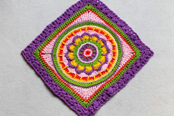 Clear Your Stash with Crocheted Mandalas ~ #CraftRoomDestashChallenge ~ Life Beyond the Kitchen
