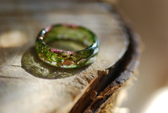 resin ring with dried moss